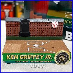 KEN GRIFFEY JR Seattle Mariners 1993 Home Run Derby Warehouse MLB Bobblehead