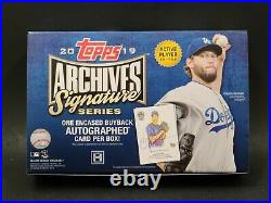 Max Muncy 2019 Topps Archives Signature Series AU #/68