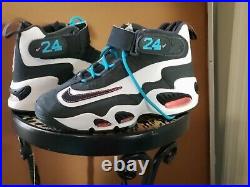 Nike Air Griffey Max HOMERUN DERBY MULIT COLOR SIZE 7 GREAT CONDITION